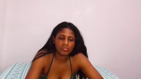 Snapshot of kiss_violet chatting on 06-29-26, 11:49 Violet online show from 06-29-26, 11:49