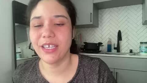 Kiss  Currency online show from 03-02-26, 08:04