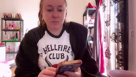 kissica online show from 11-27-25, 09:00