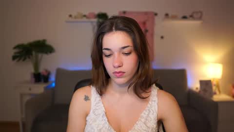 Sisi online show from 01-15-26, 02:21