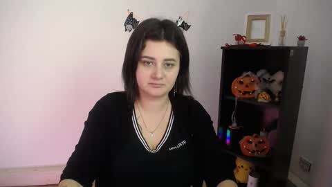 kissleoxx online show from 11-11-25, 01:33