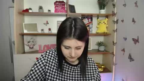 kissleoxx online show from 06-04-26, 12:00