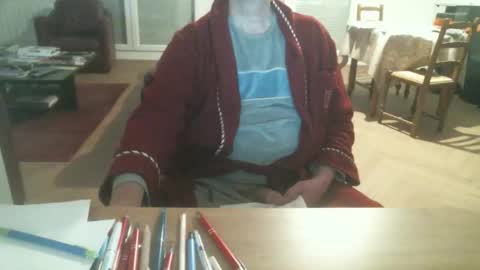 kisslog1 online show from 12-21-25, 04:36