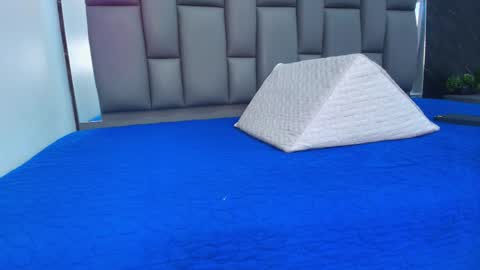 BELLA FLAME online show from 02-28-26, 07:04