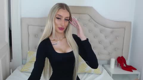 Natalie online show from 10-07-25, 07:16