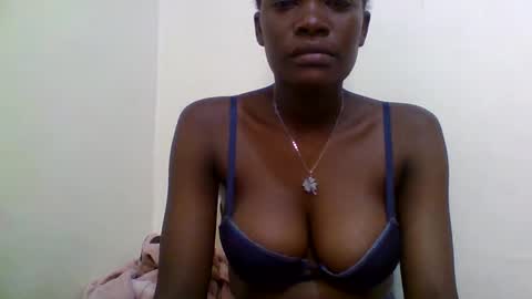 Snapshot of kissybabe01 chatting on 10-04-25, 06:39 kissybabe01 online show from 10-04-25, 06:39