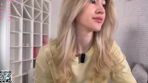 Tessa online show from 06-04-26, 02:28
