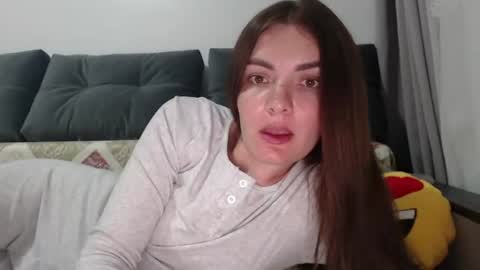 Snapshot of kitcatheaven4u chatting on 06-13-26, 10:29 Im Amaia Everyone Merry Christmas online show from 06-13-26, 10:29