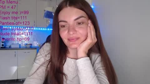 Snapshot of kitcatheaven4u chatting on 06-21-26, 11:02 Im Amaia Everyone Merry Christmas online show from 06-21-26, 11:02
