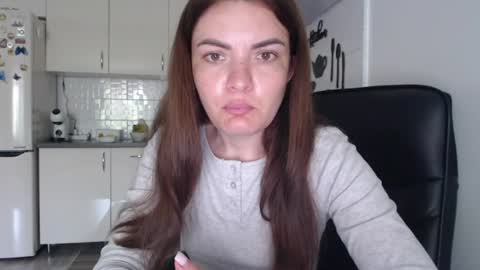 Snapshot of kitcatheaven4u chatting on 06-27-26, 07:35 Im Amaia Everyone Merry Christmas online show from 06-27-26, 07:35