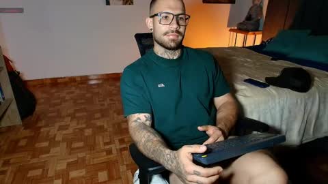 kite__ online show from 04-11-26, 02:38