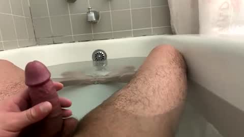 Snapshot of kitkatmac chatting on 01-01-25, 09:41 kitkatmac online show from 01-01-25, 09:41