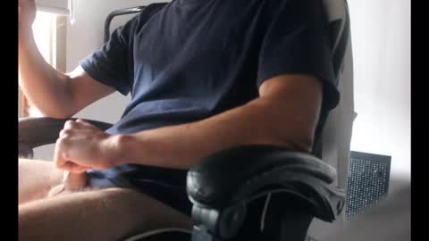 Steve Cocks online show from 04-05-26, 01:41