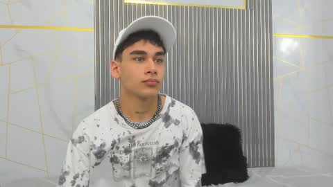 kitsune_44 online show from 03-23-26, 08:24