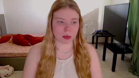 Snapshot of kitten_jenny01 chatting on 05-13-26, 12:46 Jennyblonde and Emmabrunette online show from 05-13-26, 12:46