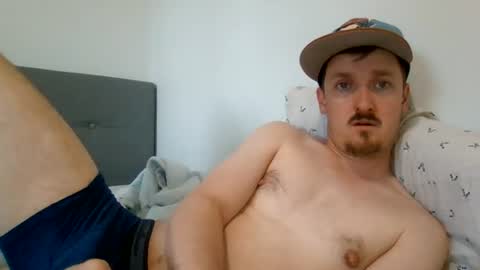 Snapshot of kittenfoxxx chatting on 07-13-26, 01:36 kittenfoxxx online show from 07-13-26, 01:36