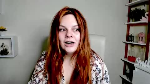 Snapshot of kittengingerxo chatting on 06-18-26, 05:30 Kitten online show from 06-18-26, 05:30
