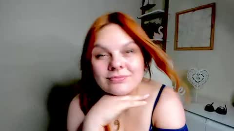 Kitten online show from 06-25-26, 06:12