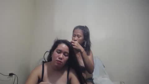 Snapshot of kittensquirtpussy chatting on 06-04-26, 03:12 kittensquirtpussy online show from 06-04-26, 03:12