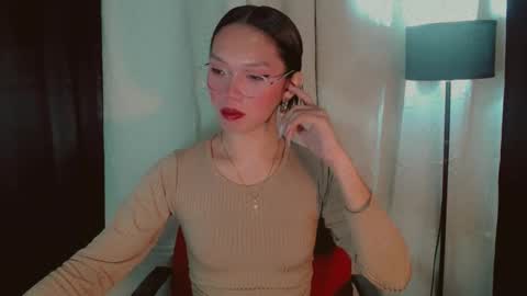 KITTY online show from 09-30-25, 12:26