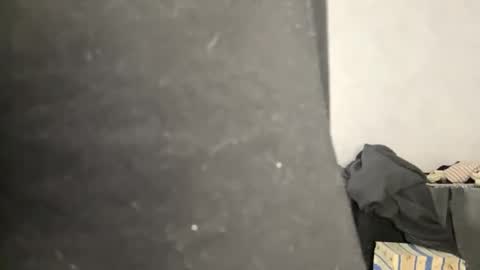 Ellaiza online show from 04-28-26, 06:51