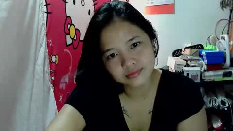 Snapshot of kittlyn chatting on 09-15-25, 01:38 kittlyn online show from 09-15-25, 01:38