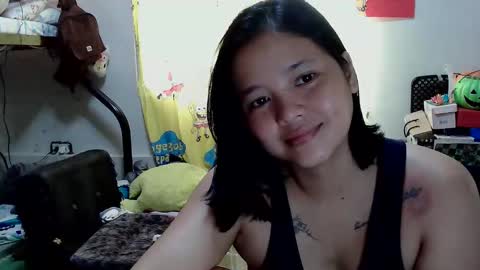 Snapshot of kittlyn chatting on 10-01-25, 01:55 kittlyn online show from 10-01-25, 01:55