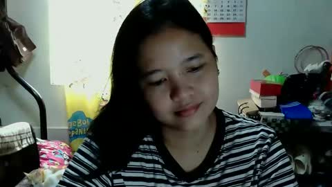 Snapshot of kittlyn chatting on 10-16-25, 12:44 kittlyn online show from 10-16-25, 12:44