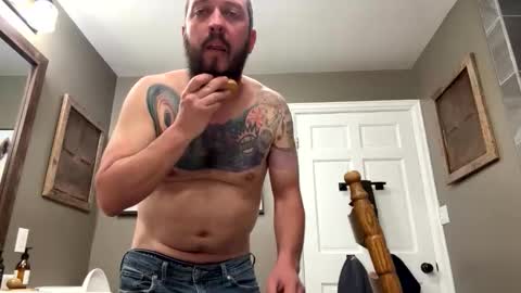 kittmatt31 online show from 05-09-26, 02:06