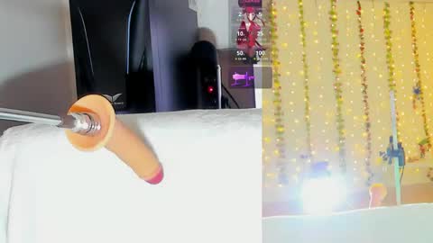 Kitty online show from 06-06-26, 10:09