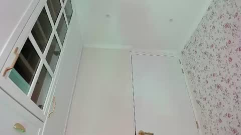 sophie online show from 07-19-26, 05:05
