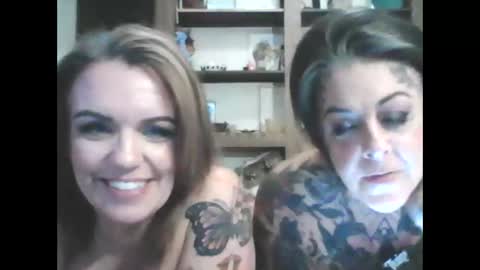 kitty_bang_bang online show from 04-28-26, 11:21