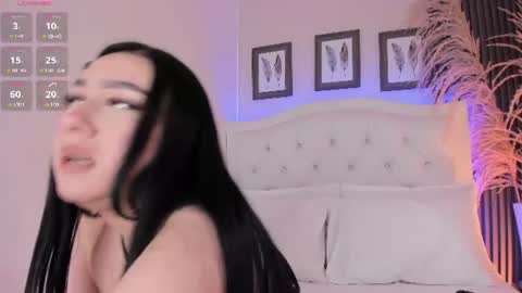 Snapshot of kitty_blueee chatting on 07-12-26, 04:03 kitty online show from 07-12-26, 04:03