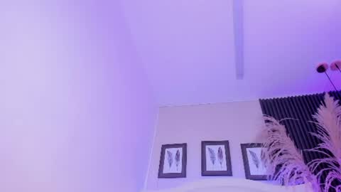 Snapshot of kitty_blueee chatting on 07-30-26, 04:22 kitty online show from 07-30-26, 04:22