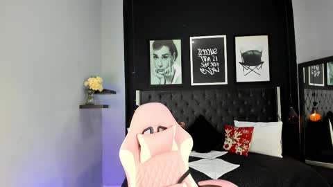 Kitty online show from 11-20-25, 11:32