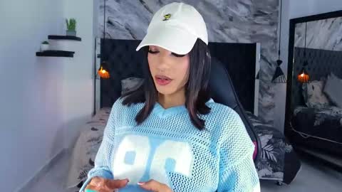 Kitty online show from 06-04-26, 12:00