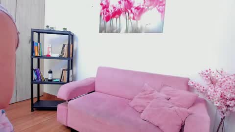 Snapshot of kitty_f00x chatting on 05-31-26, 07:15 kitty_f00x online show from 05-31-26, 07:15
