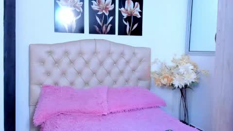 Snapshot of kitty_f00x chatting on 06-04-26, 07:20 kitty_f00x online show from 06-04-26, 07:20