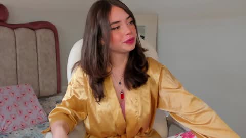 Snapshot of kitty_ford chatting on 12-05-24, 05:17 Kitty online show from 12-05-24, 05:17