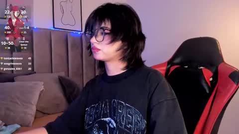 Camila online show from 03-11-25, 05:49