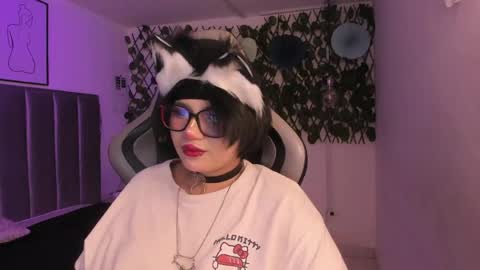 Camila online show from 04-11-26, 07:45