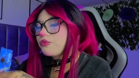 Snapshot of kitty_gang chatting on 05-16-26, 02:19 Camila online show from 05-16-26, 02:19