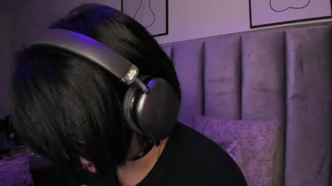 Snapshot of kitty_gang chatting on 06-05-26, 06:52 Camila online show from 06-05-26, 06:52