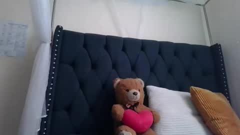 kitty_kerry online show from 01-12-26, 11:59