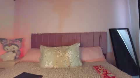 kitty_kryss online show from 10-23-25, 02:16