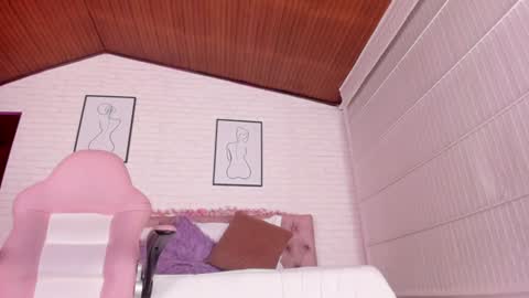 Kitty online show from 01-19-25, 11:10