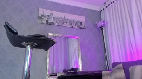 Kendall Saray   online show from 02-22-25, 07:45