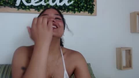 Snapshot of kittybrookex chatting on 12-24-24, 02:01 Valery online show from 12-24-24, 02:01