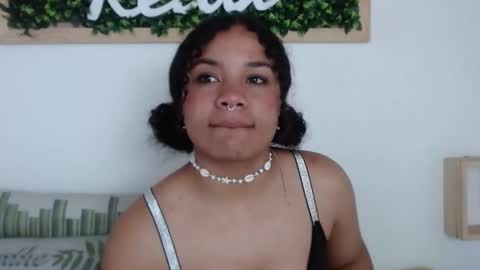 Snapshot of kittybrookex chatting on 12-28-24, 10:55 Valery online show from 12-28-24, 10:55