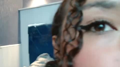 Snapshot of kittybrookex chatting on 02-11-25, 02:02 Valery online show from 02-11-25, 02:02